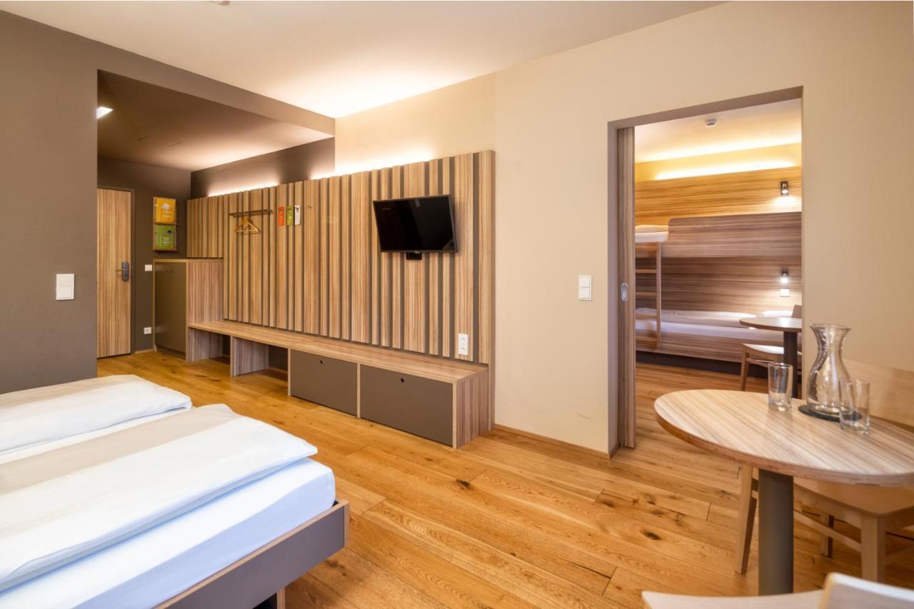 Jufa Hotel มัลบุน ภายนอก รูปภาพ